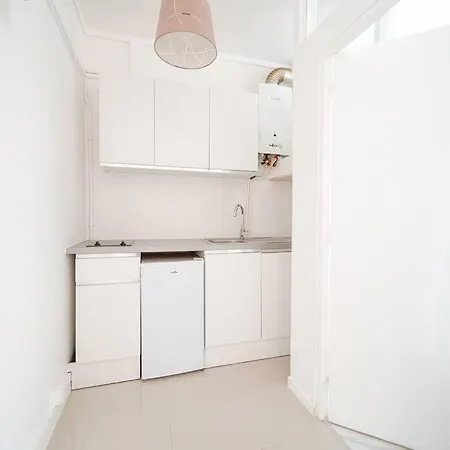 Studio Buttes-chaumont - Hautpoul - Ii